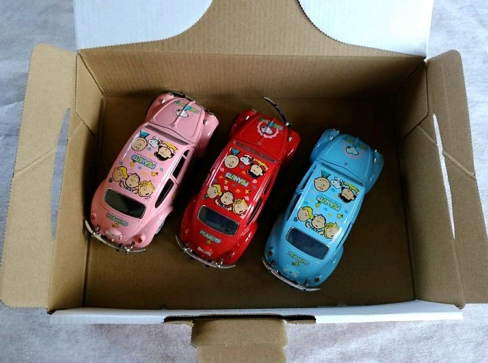 スヌーピー フォルクスワーゲン ミニカー 車