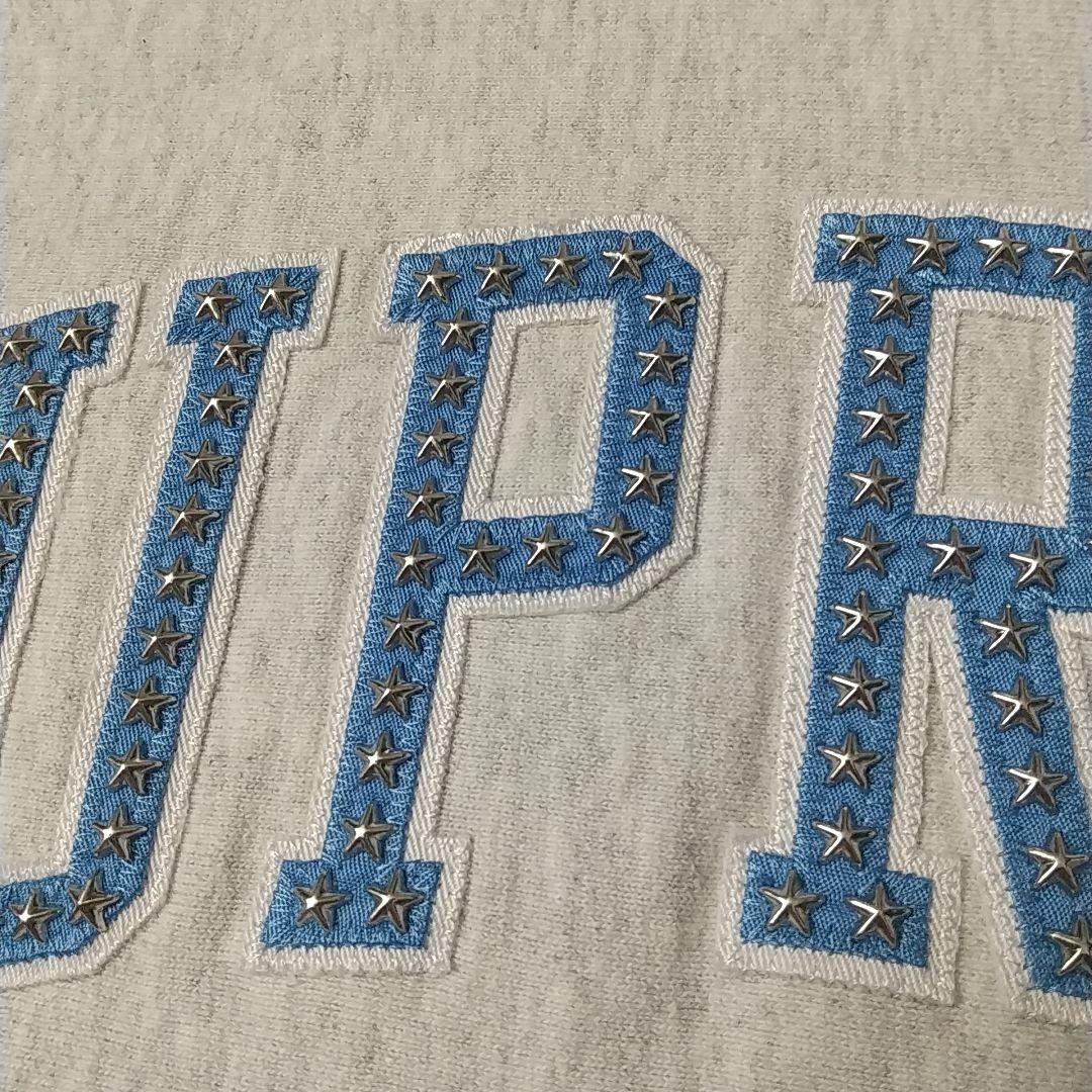 人気デザイン☆シュプリーム スタースタッズ アーチロゴ パーカー L相当