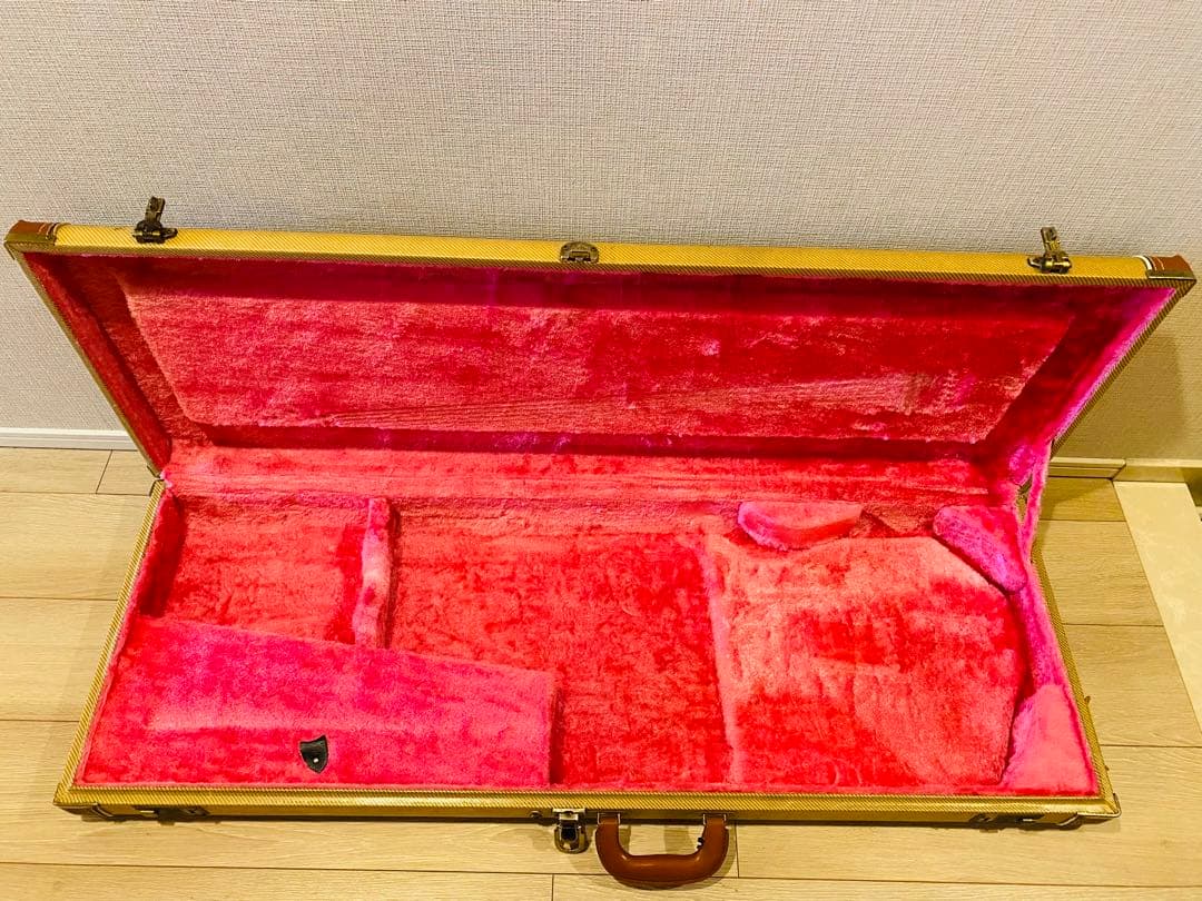 VARITA VST001 ヴァリータ ストラト SSH EMG フロイドローズ