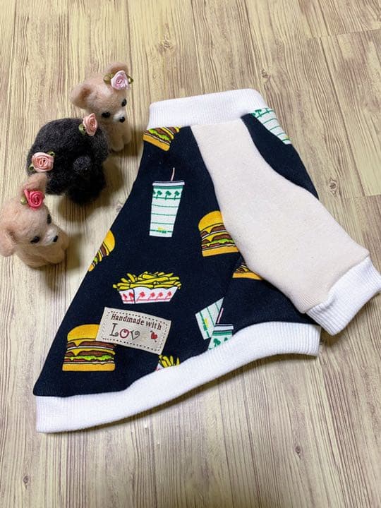 犬服 ラグラン(S) ꒡̈⃝Lily꒡̈⃝ハンドメイド 犬服 ラグラン(S