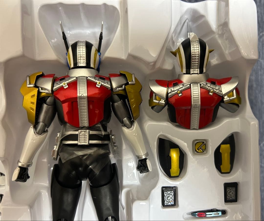 S.H.Figuarts（真骨彫製法） 仮面ライダー電王 ロッド／アックス