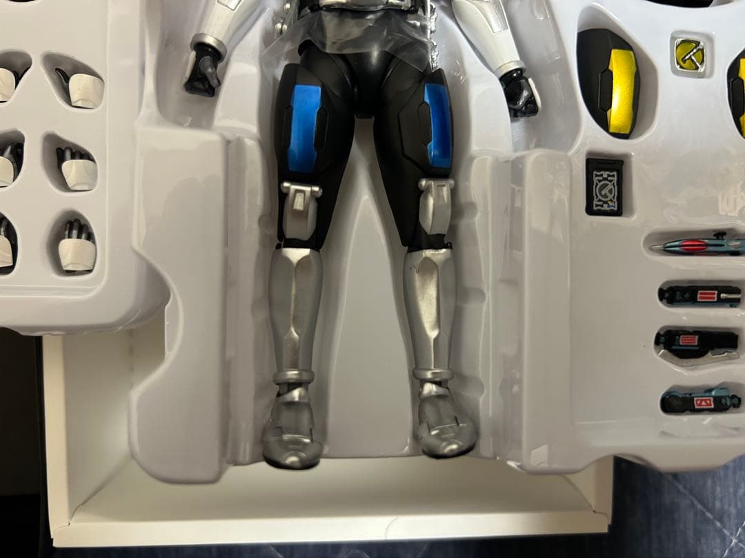 S.H.Figuarts（真骨彫製法） 仮面ライダー電王 ロッド／アックス