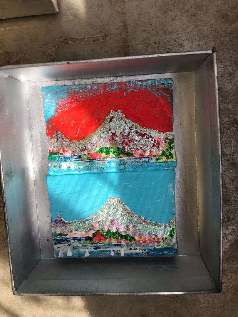 空飛ぶ前衛美術画家 糸川裕志のアクリルカラーによる富士山と江ノ島