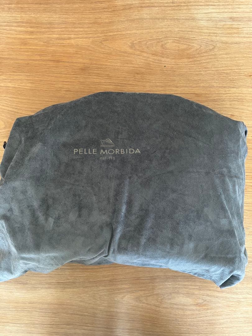 ペッレモルビダ　キャピターノ2室タイプ　ネイビー　日本製