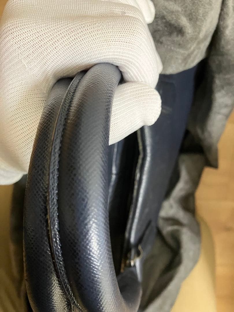 ペッレモルビダ　キャピターノ2室タイプ　ネイビー　日本製