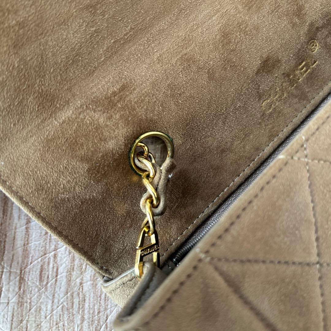 シャネル　CHANEL マトラッセ　チェーン　スエード