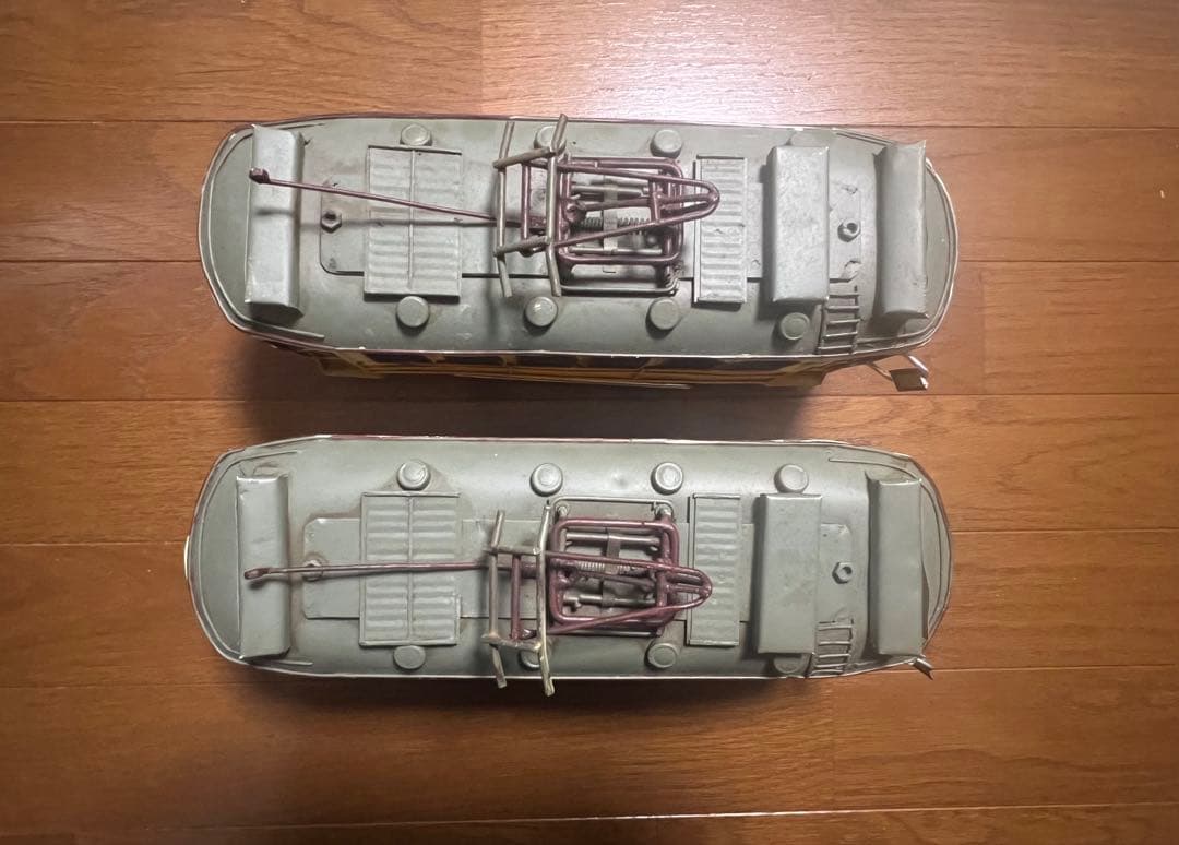 イエロー トラム模型 2台