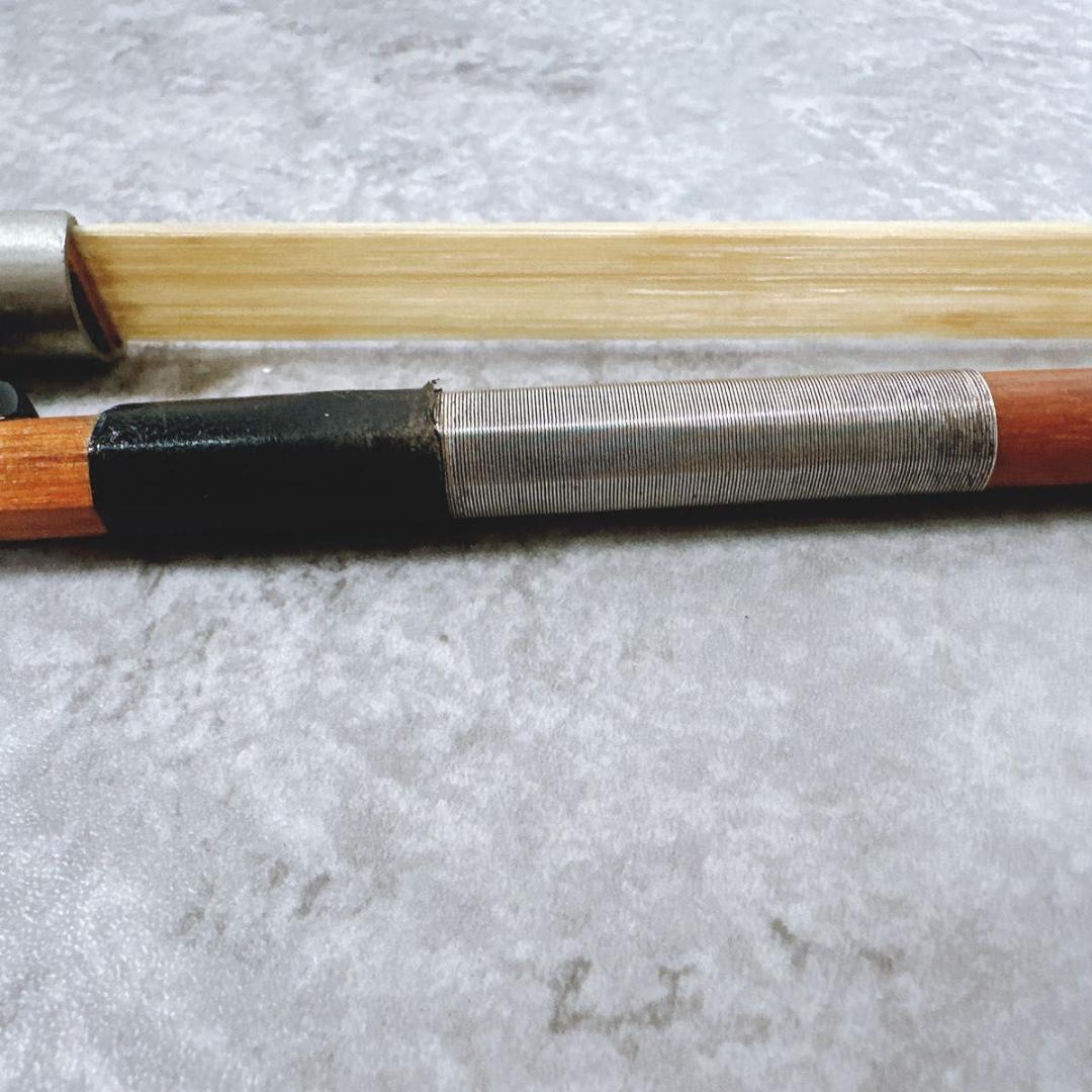 希少 T.SUGITO 杉藤楽弓社 チェロ用弓 720mm ケース付 チェロ