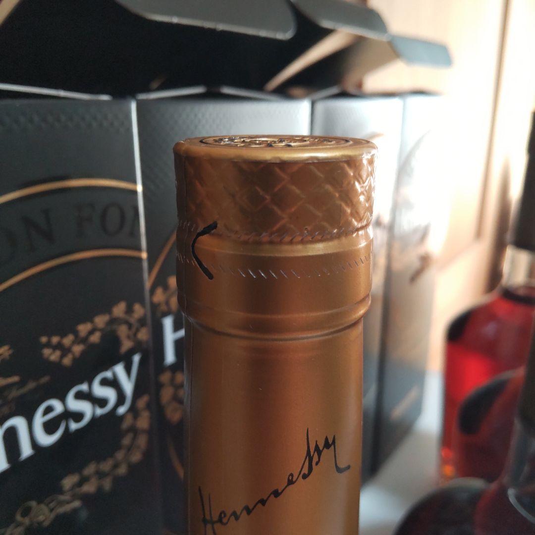 Hennessy VS コニャック 4本セット 箱付き 700ml 40％