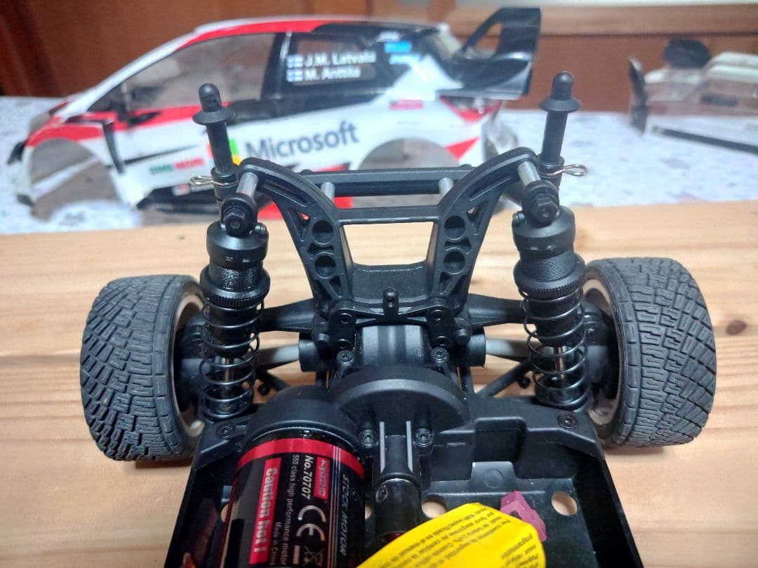 京商 FZ02 ラリーコンバージョンセット装着シャーシ　おまけボディ付き