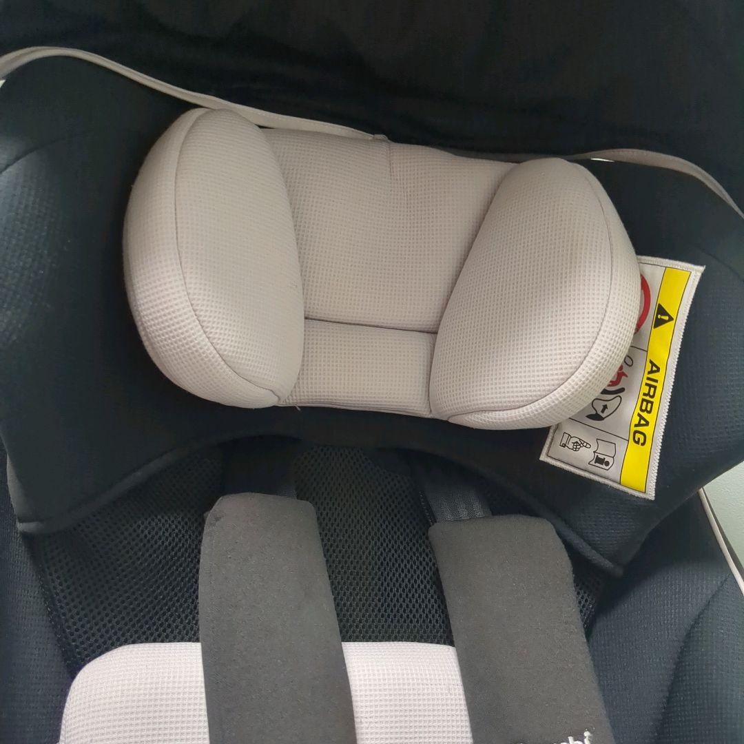 コンビ クルムーヴ スマート ISOFIX エッグショック ブラック