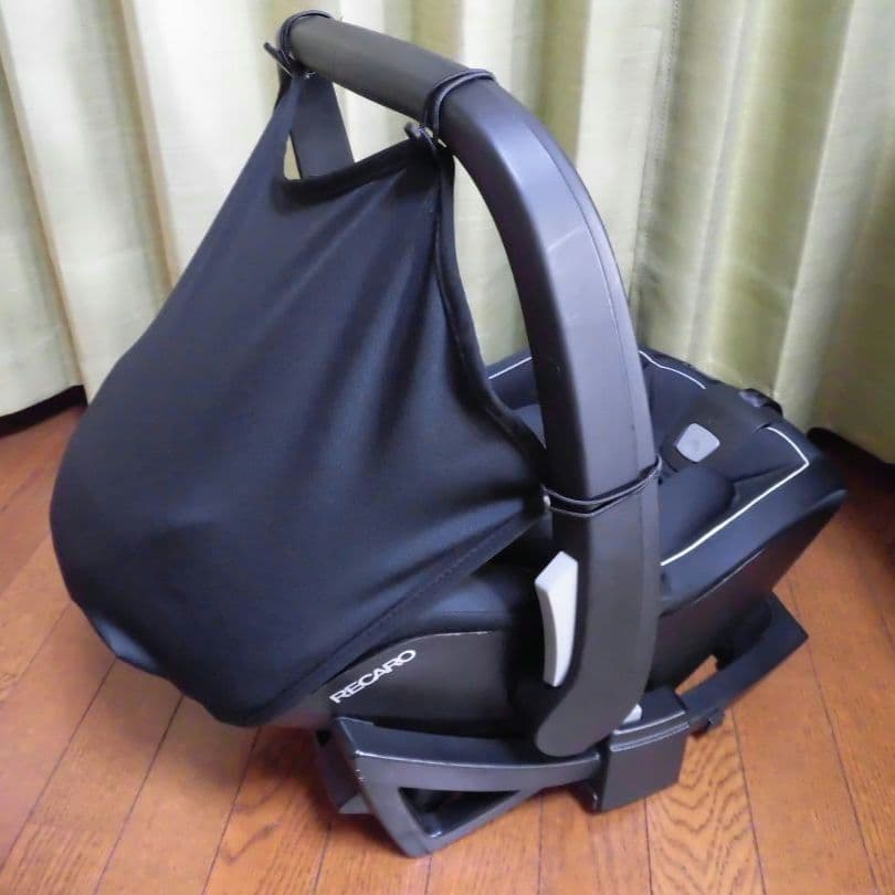 美品 RECARO レカロ ZERO1チャイルドシート R129 取り外し可能