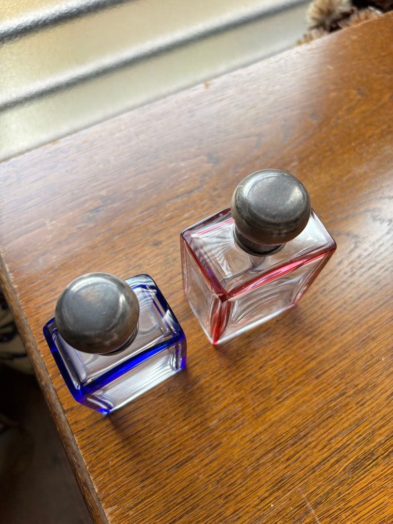 フランス アンティーク ガラス香水瓶 2点セット ブルー&レッド エッチング