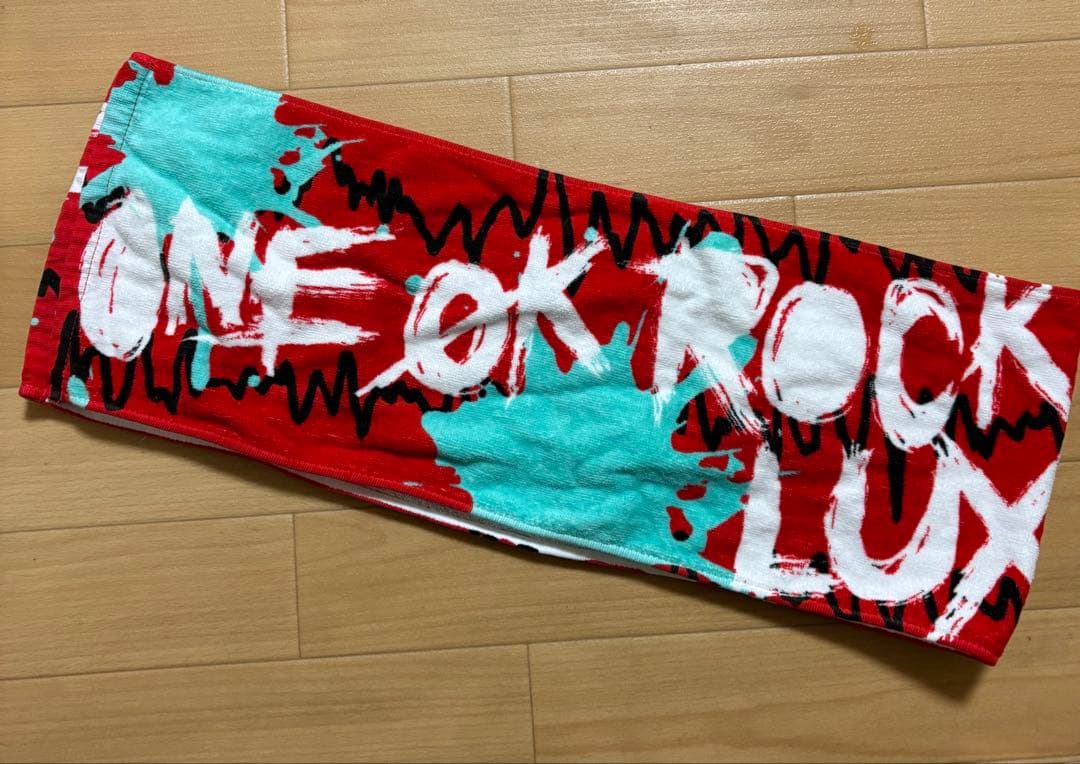 ONE OK ROCK LUXURY DISEASE Tシャツ ラババン タオル - メルカリ