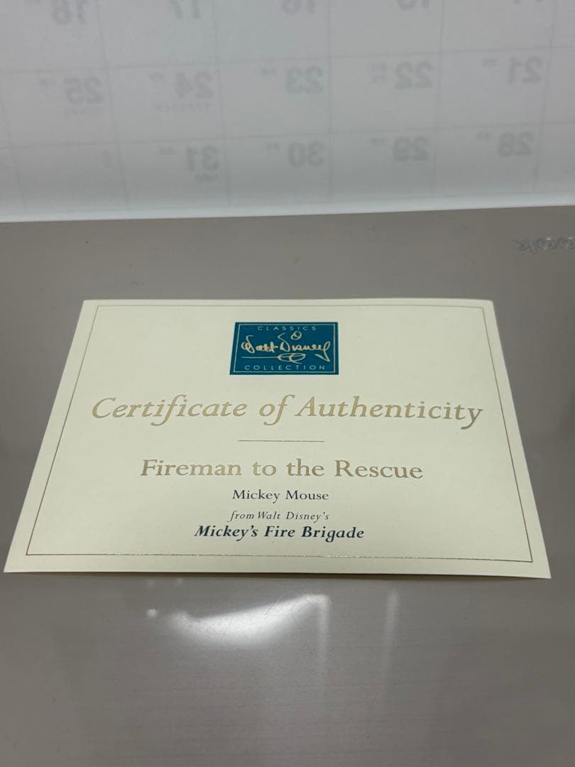 ミッキーマウス 消防士 フィギュア　限定品　made in USA