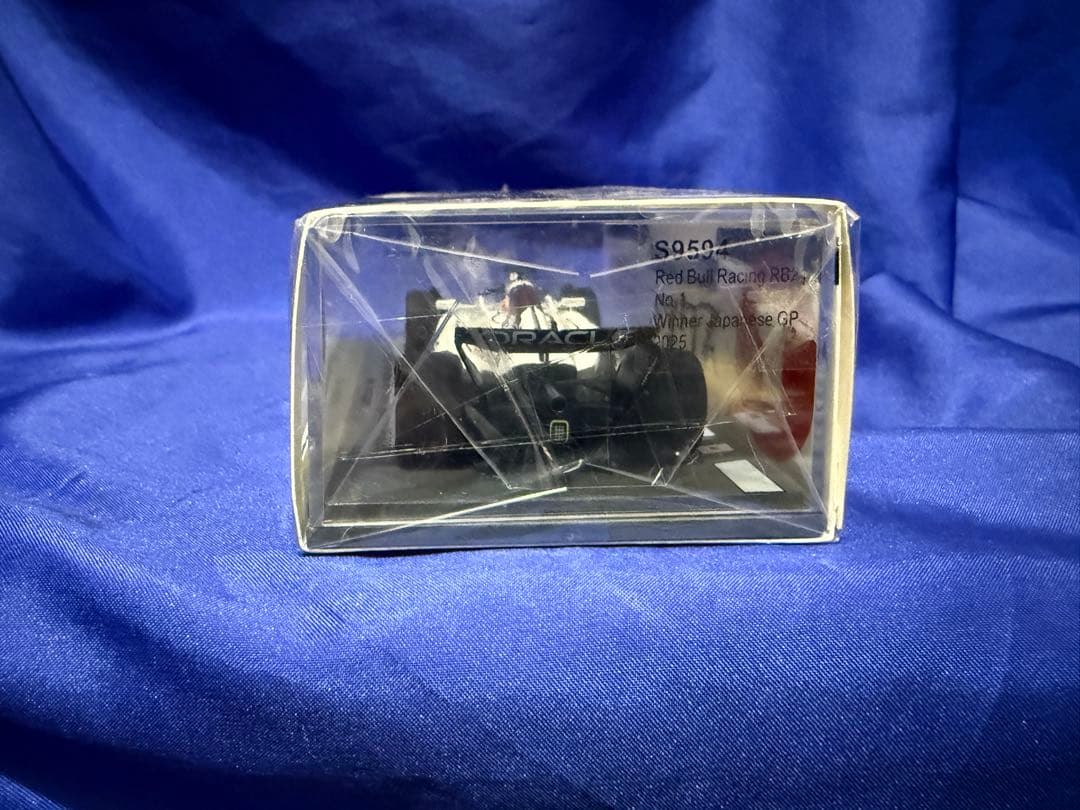 1/43 レッドブル RB21 日本GP フェルスタッペン 角田 岩佐サイン付