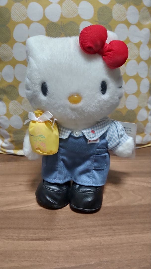 ☆レア☆ハローキティ　制服シリーズぬいぐるみ