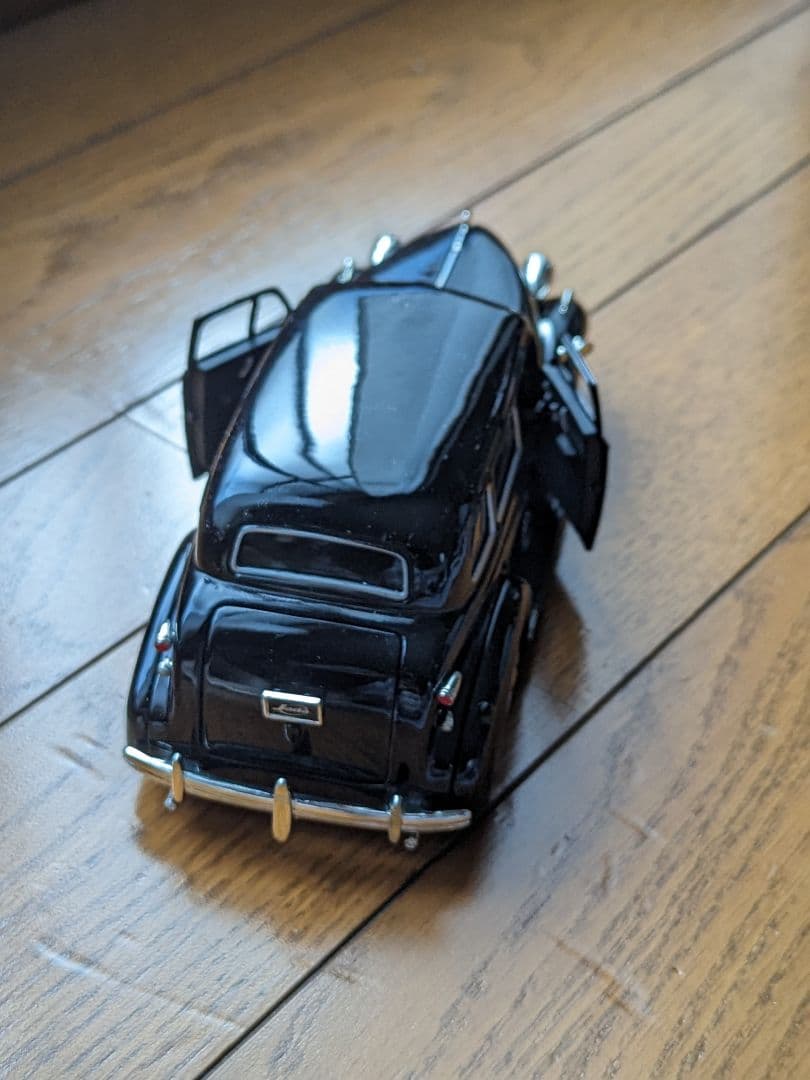 アメ車 1939 CHEVY クラシックカー ミニカー