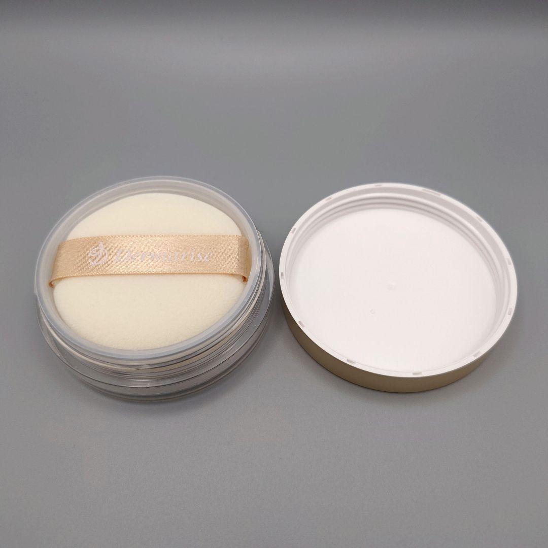 ダーマライズ　セラムファンデ、セラムアクション・パウダー、ファンデーションブラシ