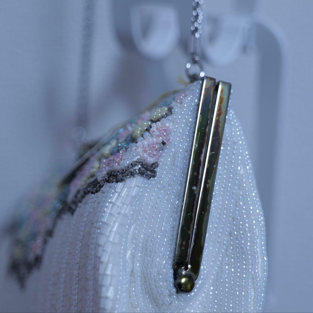 【未使用】ホワイト/パーティーバッグ/ビーズ装飾/フラワーモチーフ/結婚式