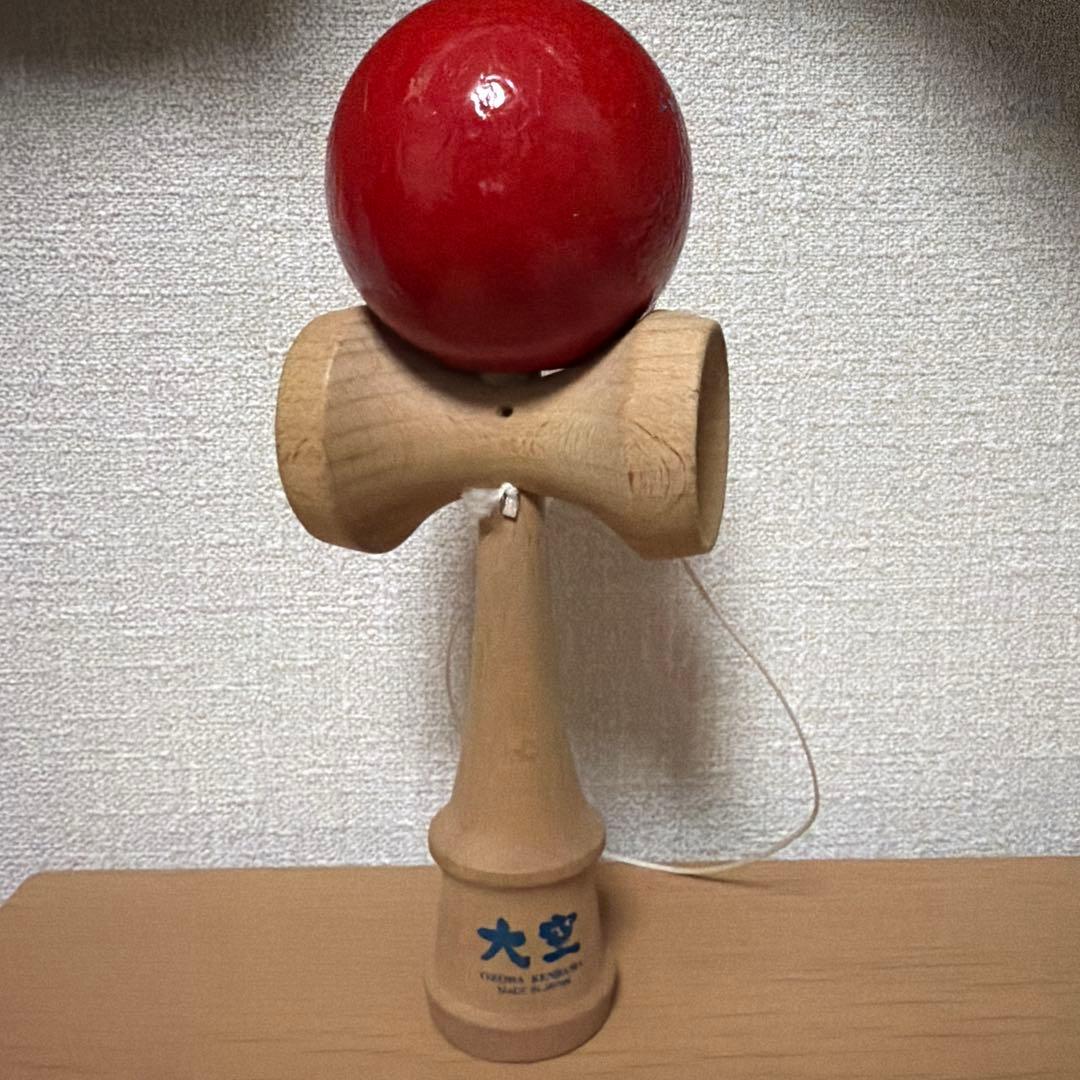 けん玉 赤いボール 木製 - メルカリ