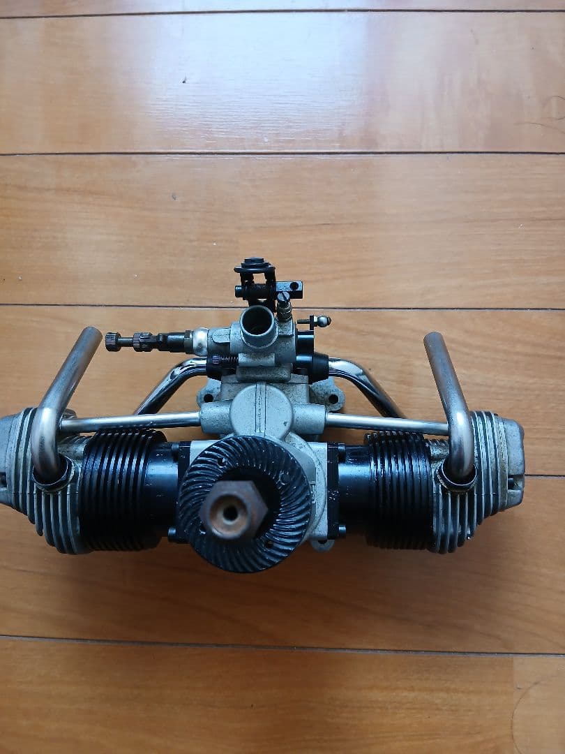 レァ　OSエンジン　GEMINI160２気筒ボクサ～エンジン