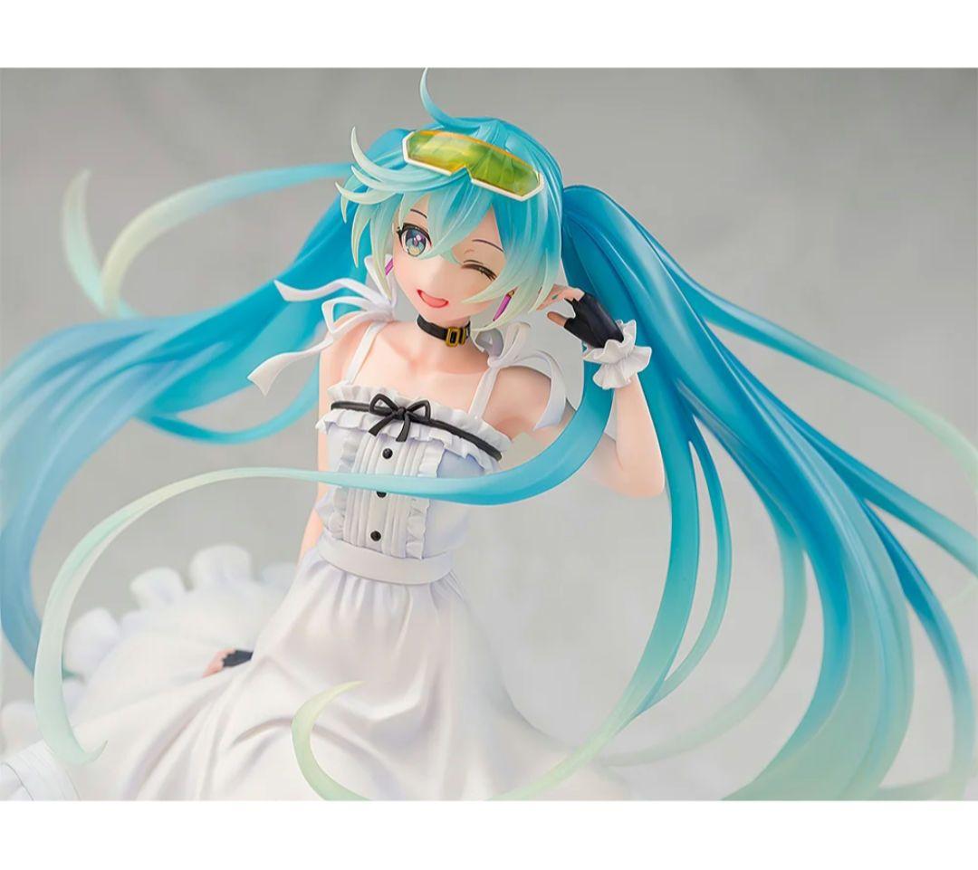 レーシングミク 2021 Vacation Style Ver. Amazon.com: Wonderful