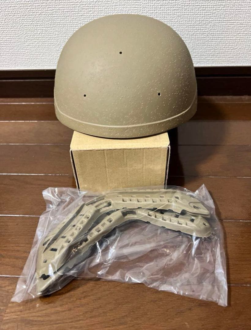 レプリカ FTHS ヘルメット TAN Lサイズ ops core CAG 米軍