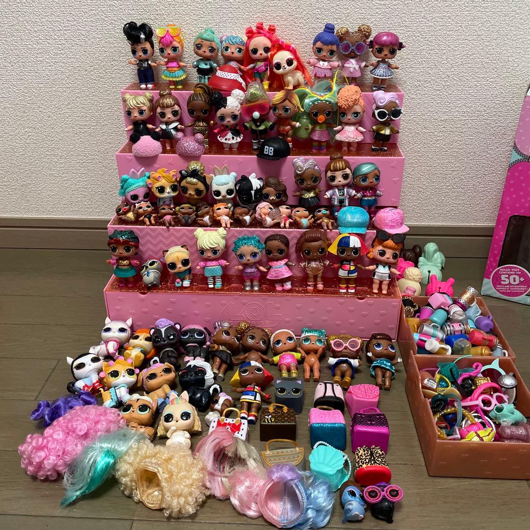 紙粘土に縮緬を貼って顔を描いた創作人形 人形の専門 紙粘土に縮緬を