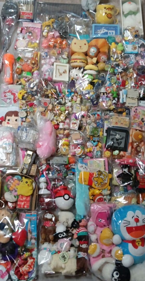 キャラクターグッズまとめ売り