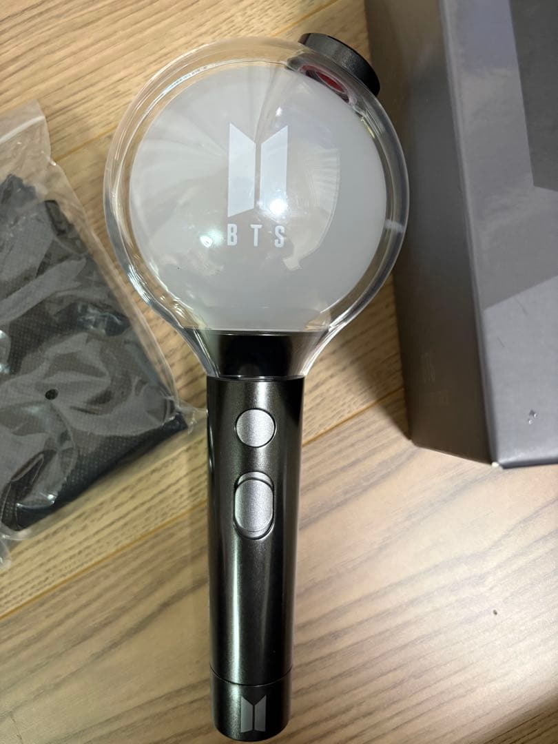 BTS 公式ペンライト アミボム ver.4 - メルカリ