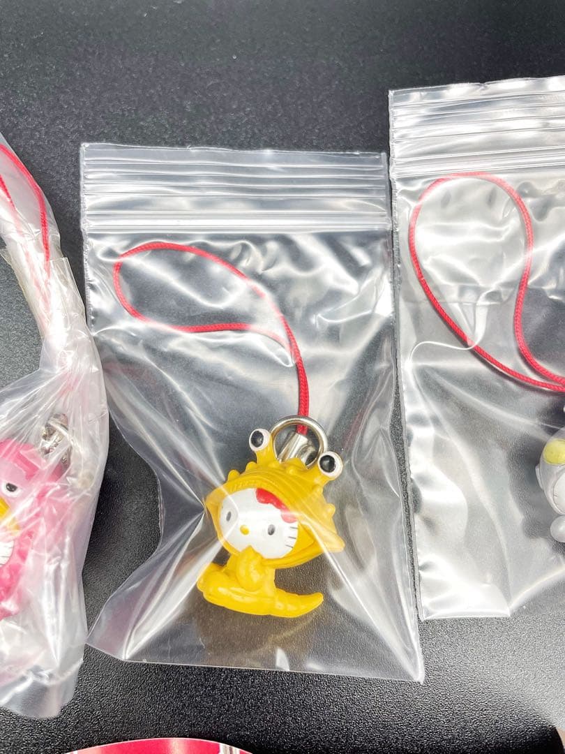 ハローキティ なりきり ストラップ ウルトラマン 全5種 コンプリートセット