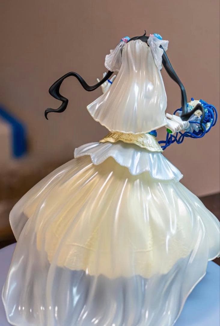 フィギュア ヘスティア ウエディングドレス