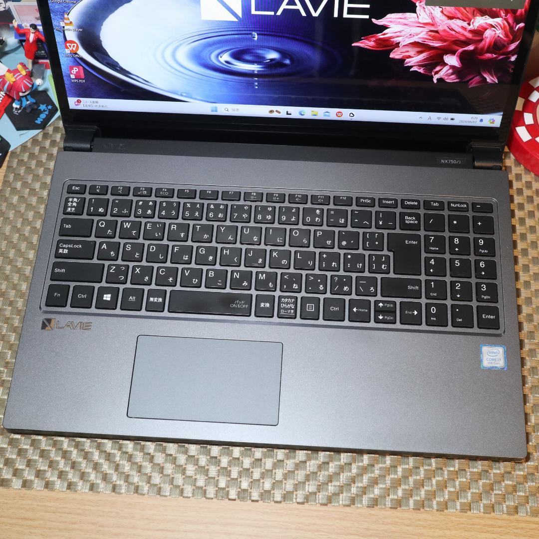 Win11高性能8世代Corei7/メモリ16G/新品SSD/BD/無線/カメラ