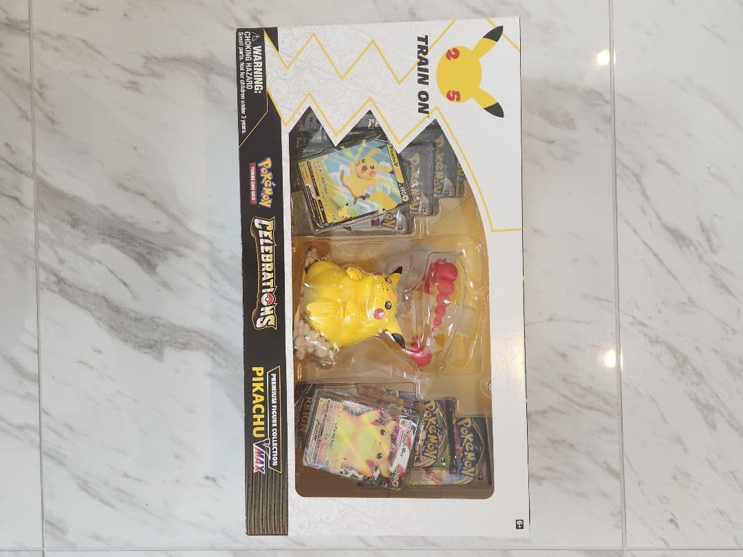 日本語版】ピカチュウVmax プロモ ポケモンカード 金属製の通販 ポケカ