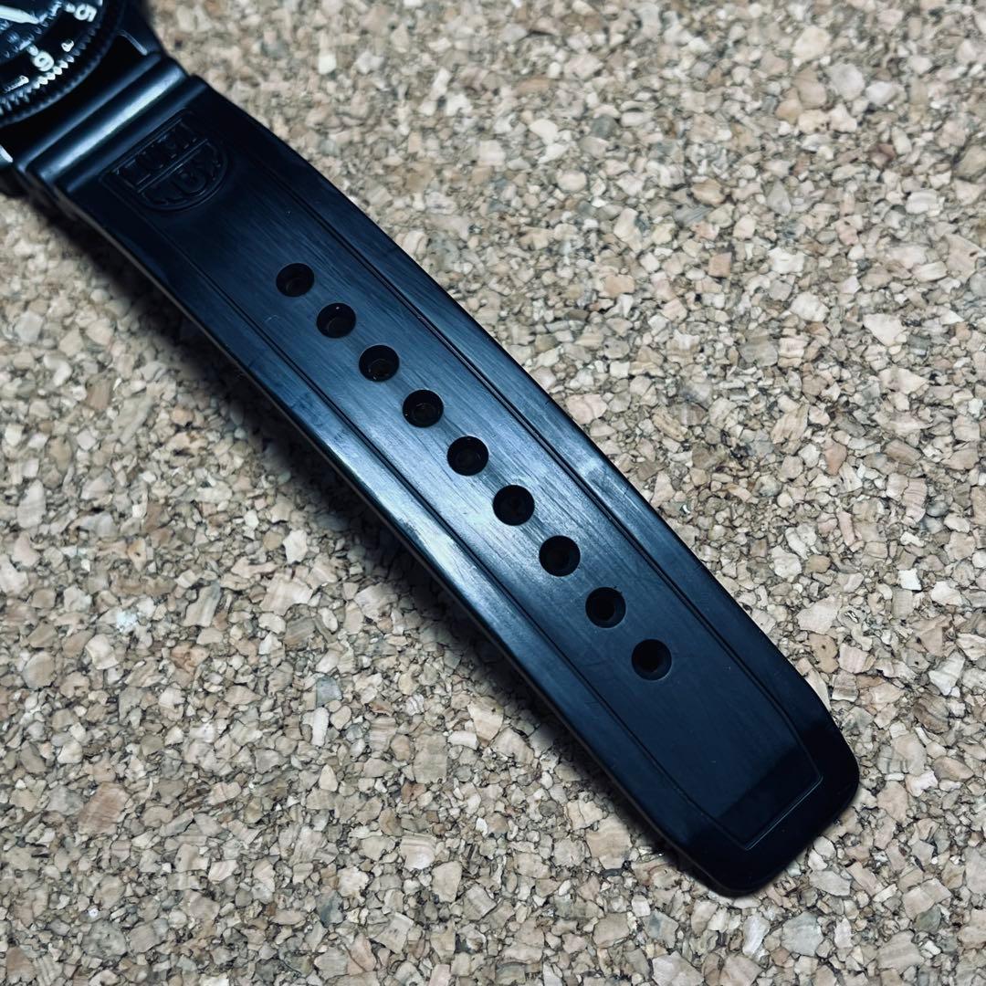 LUMINOXシリーズ3400ナイトホーク117／ブラック