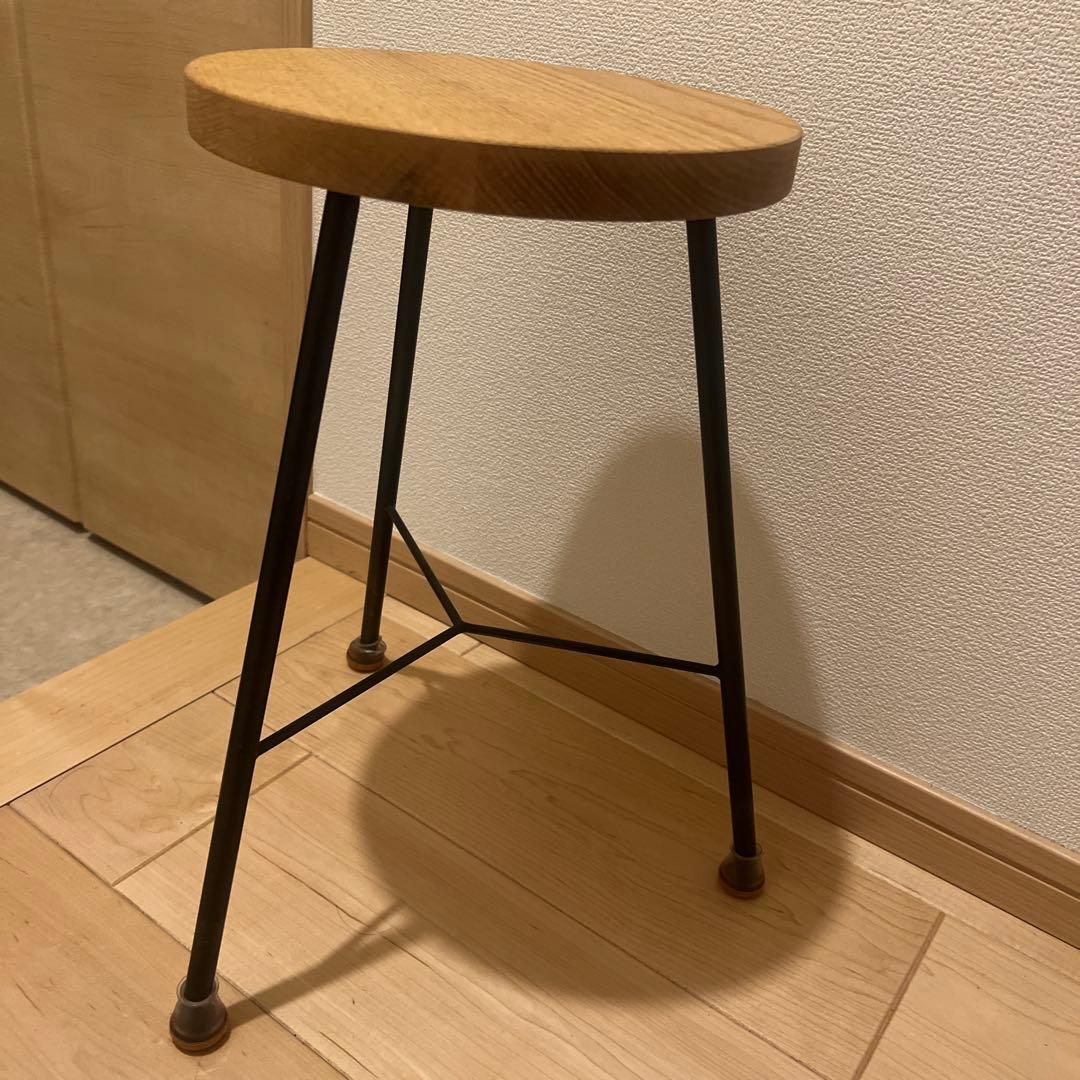 木製円形スツール（ナチュラルウッド）かなでもの 木製円形スツール（ナチュラルウッド）かなでもの Wild × Natural 丸太