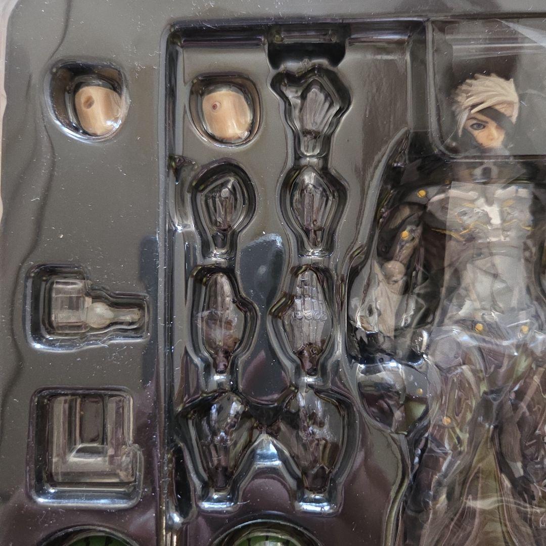 リボルテック ヤマグチ No.140 雷電 ライデン メタルギア ライジング