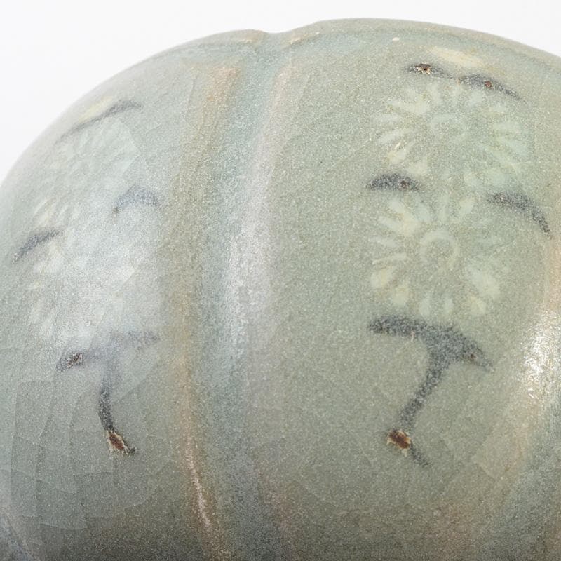 朝鮮美術 韓国 高麗青磁 象嵌花文 輪花碗 V R7162 - メルカリ