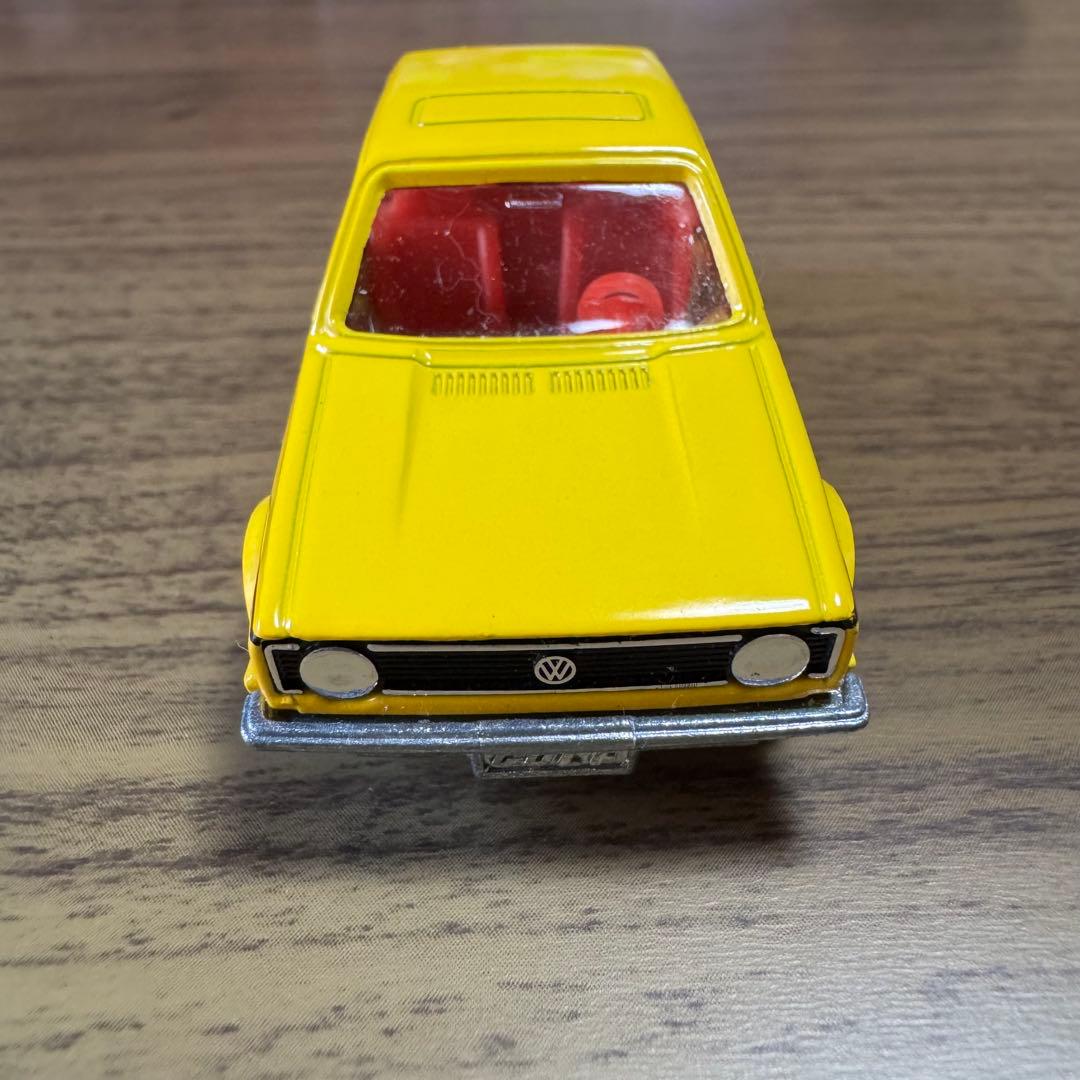 トミカ 外国車シリーズ フォルクスワーゲン ゴルフ GLE SCALE 1/56
