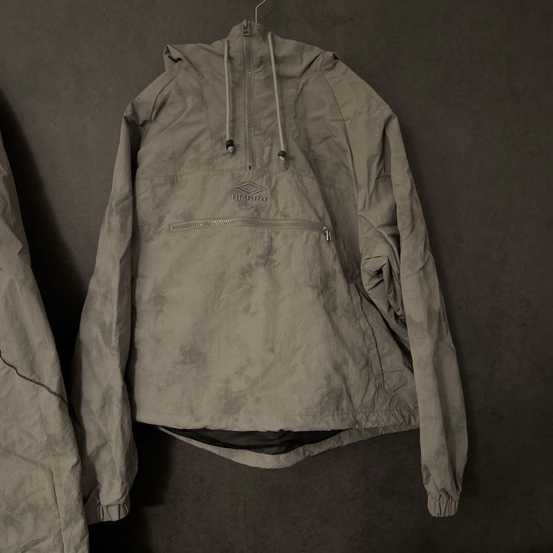 UMBRO ハーフジップ ナイロン製　パーカー　セットアップ