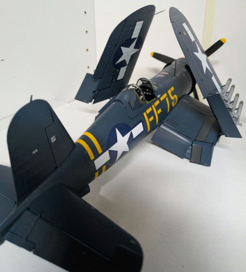 コルセアF4U-1D(プラモデル完成品1/32)