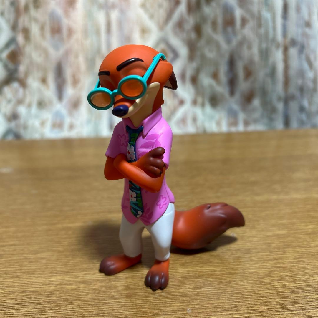 ズートピア2 TOP TOY NEW JOURNEY フィギュア　ニック 2点