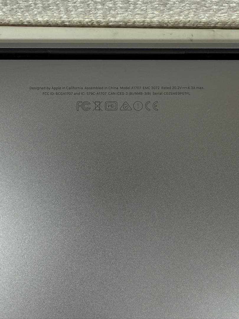 MacBook本体 MacBook Pro 15 2016 Touch Bar i7/16/250