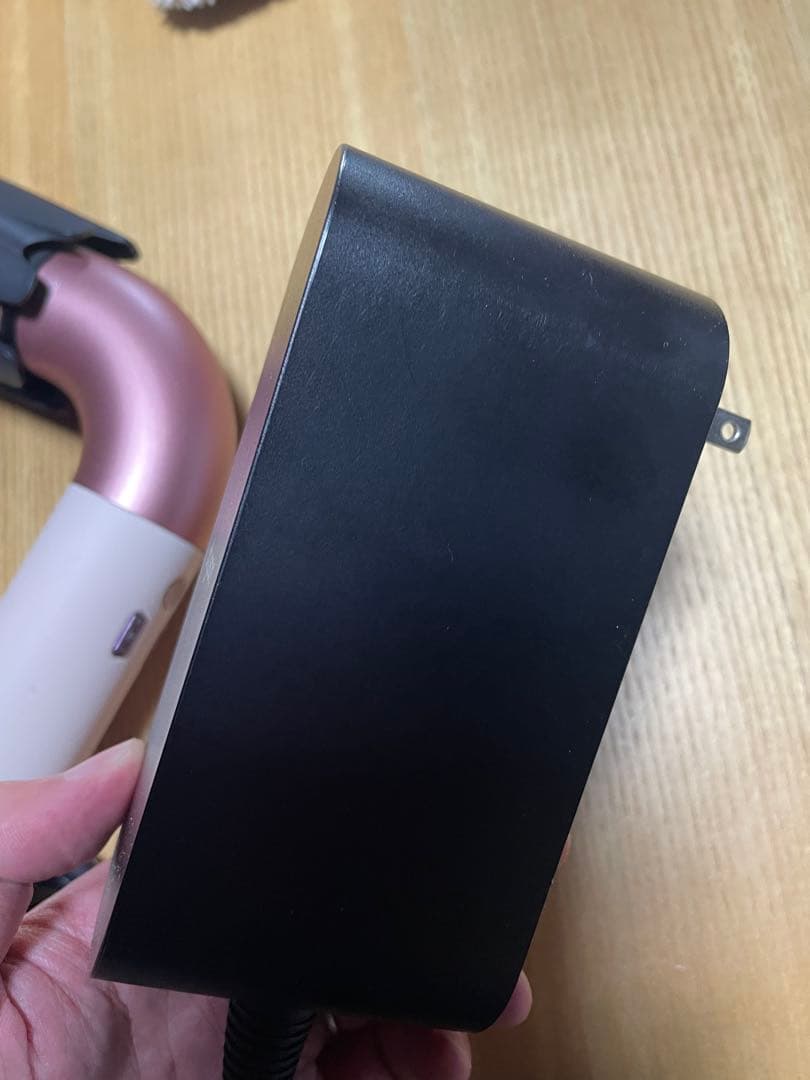 hd17 Dyson ドライヤー　ピンク