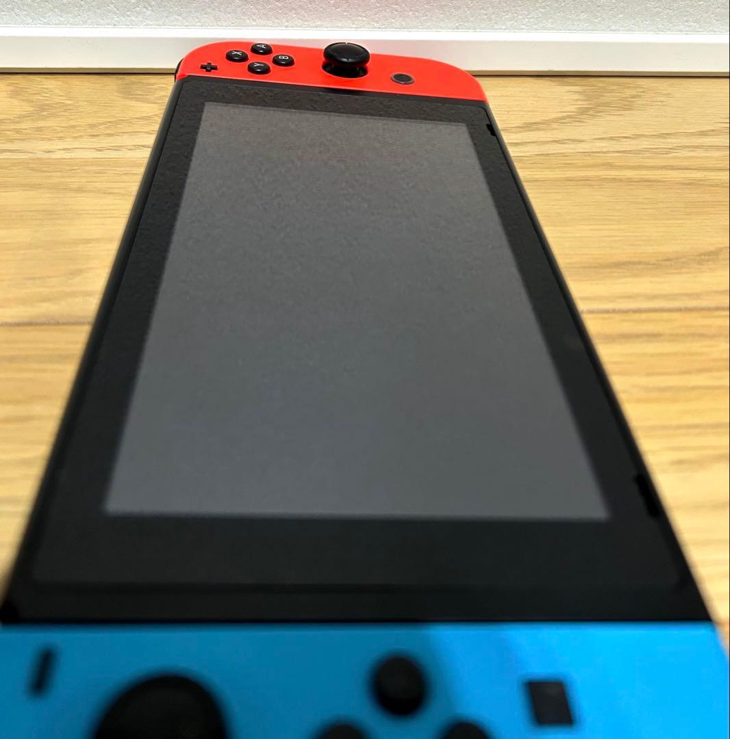 Nintendo Switch 本体 + マイク付き＋ケース付