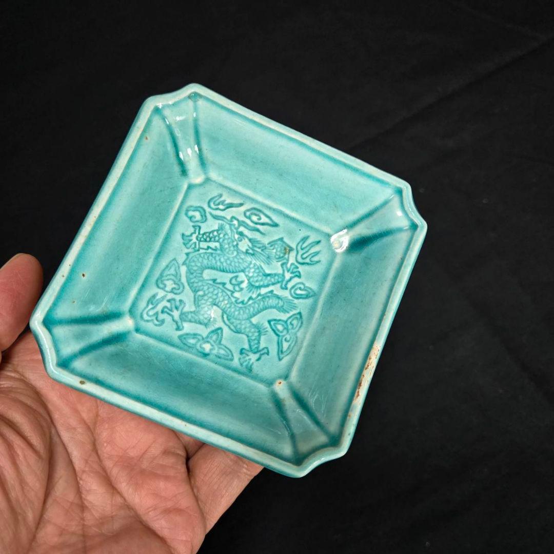 チョウ様のM-1255 珉平焼 角切り皿４客