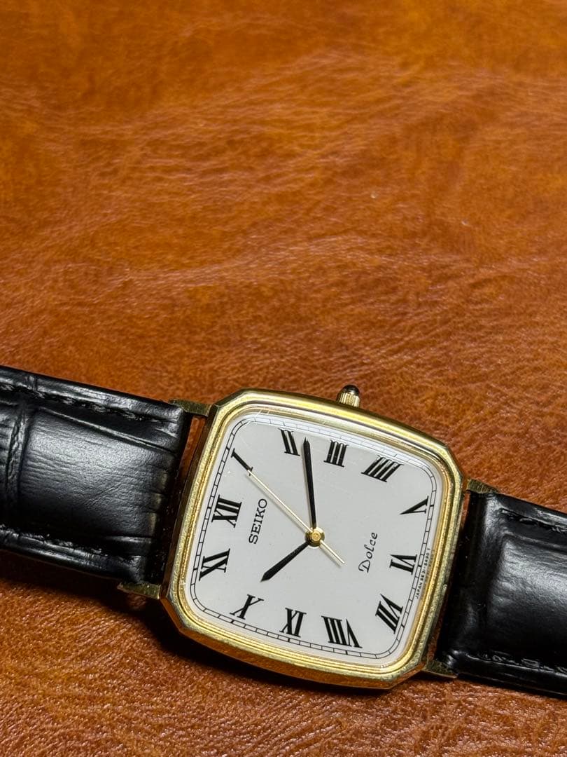 A83 希少 稼動品 SEIKO DOLCE スクエア型 80年代ヴィンテージ