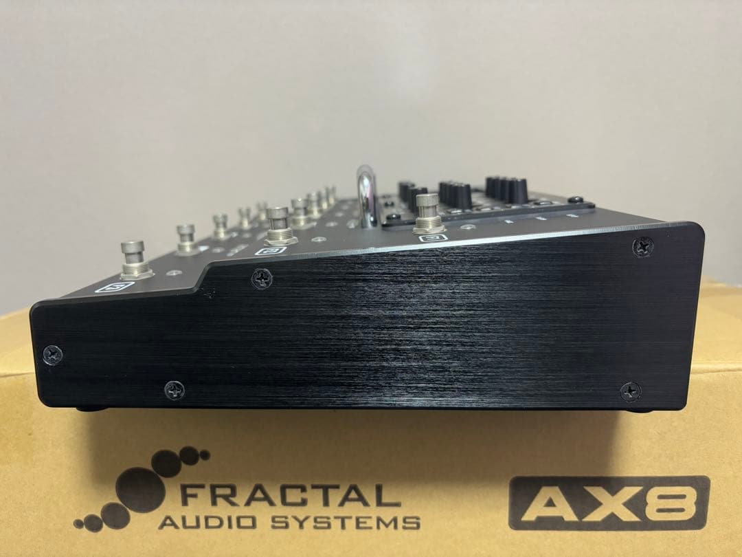 AX8 Fractal Audio Systems ギタープロセッサー