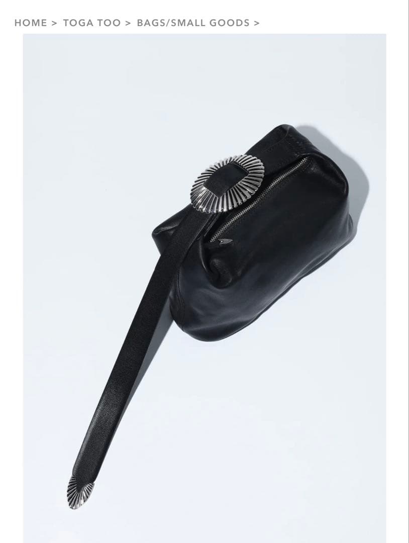 【TOGA TOO】レザーミニバッグ（ブラック）